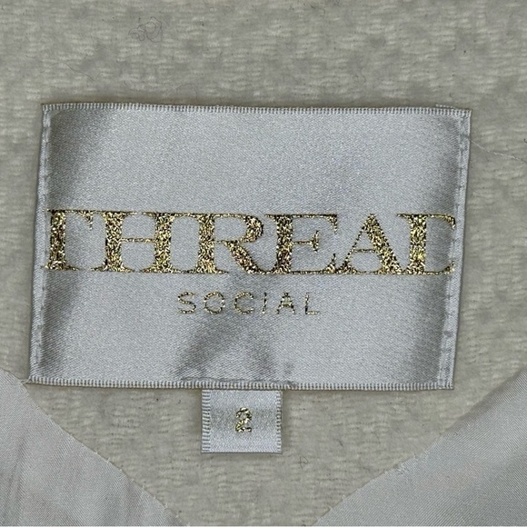 Thread Social Women's Wool Jacket - Style and Warmth Combined 🌟 - Picture 4 of 5